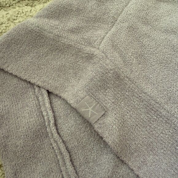 Barefoot Dreams Ocean Breeze CozyChic Ultralite Ombré Poncho - Picture 5 of 7